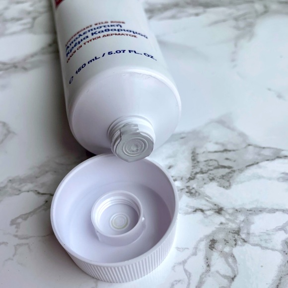 Korres Wild Rose Petal Soft Cream Exfoliator & Body Butter Santorini Grape - Picture 3 of 5